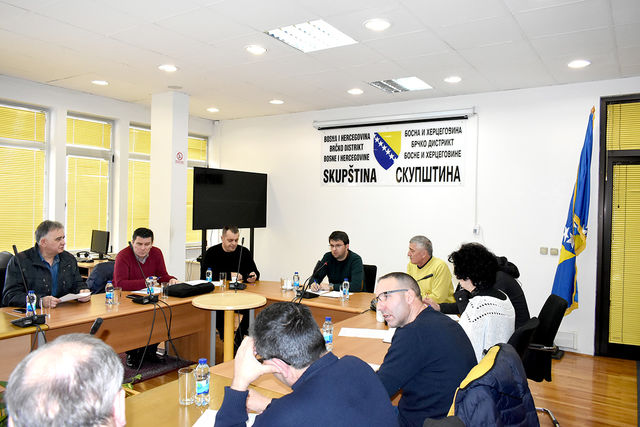 Одржан припремни састанак шефова посланичких клубова. Четрдесета редовна сједница заказана за 30. јануар 2019. године