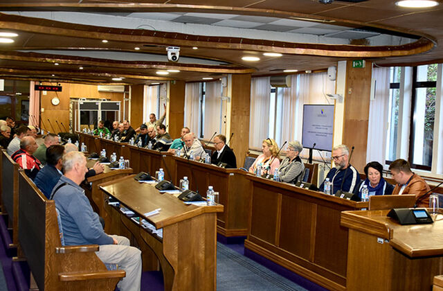 Foto 2 Javna rasprava